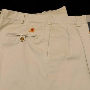 Tommy Hilfiger Khakis